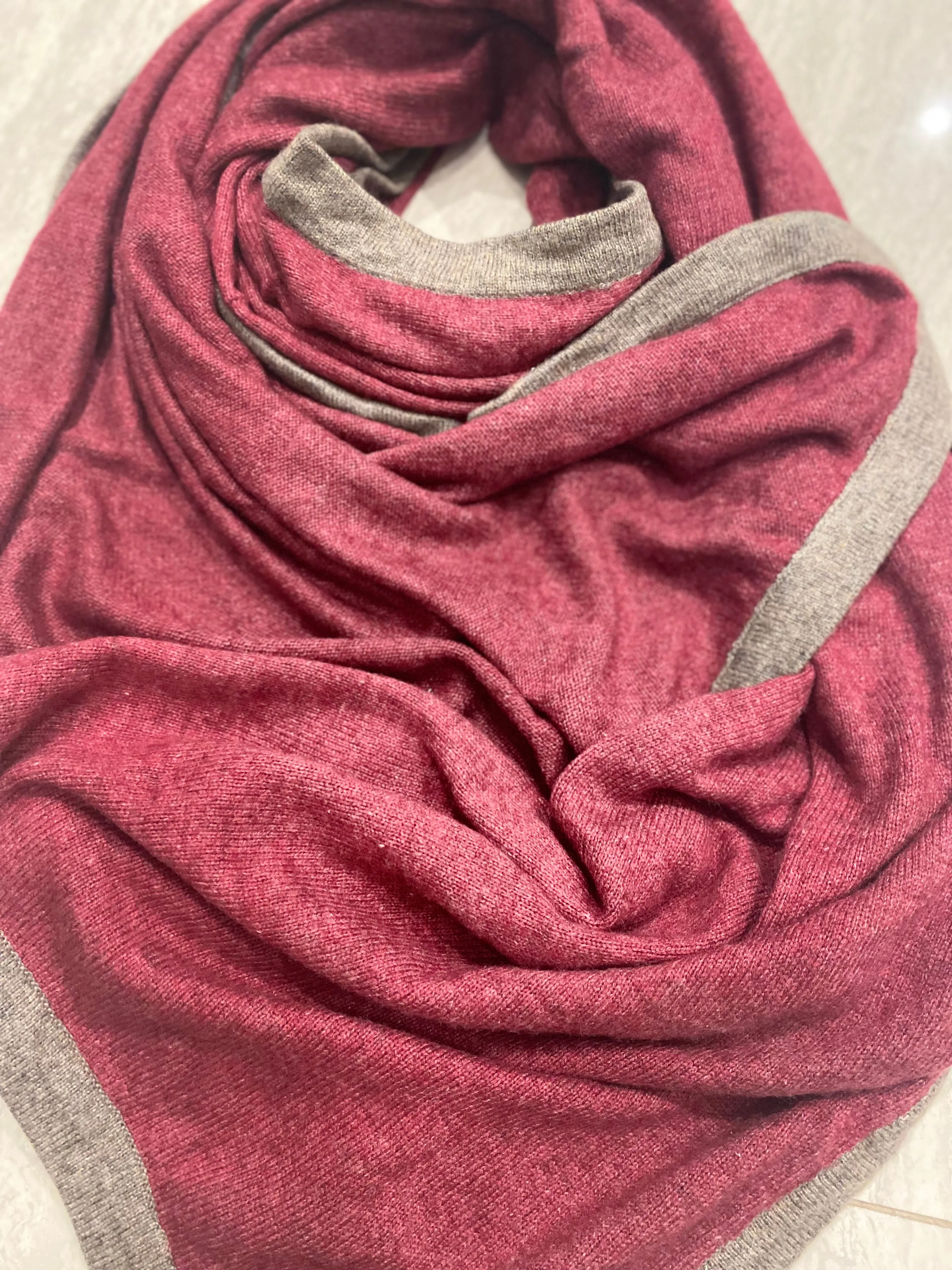 100% Cashmere 2 ply knitted Julian Wrap/ Scarf