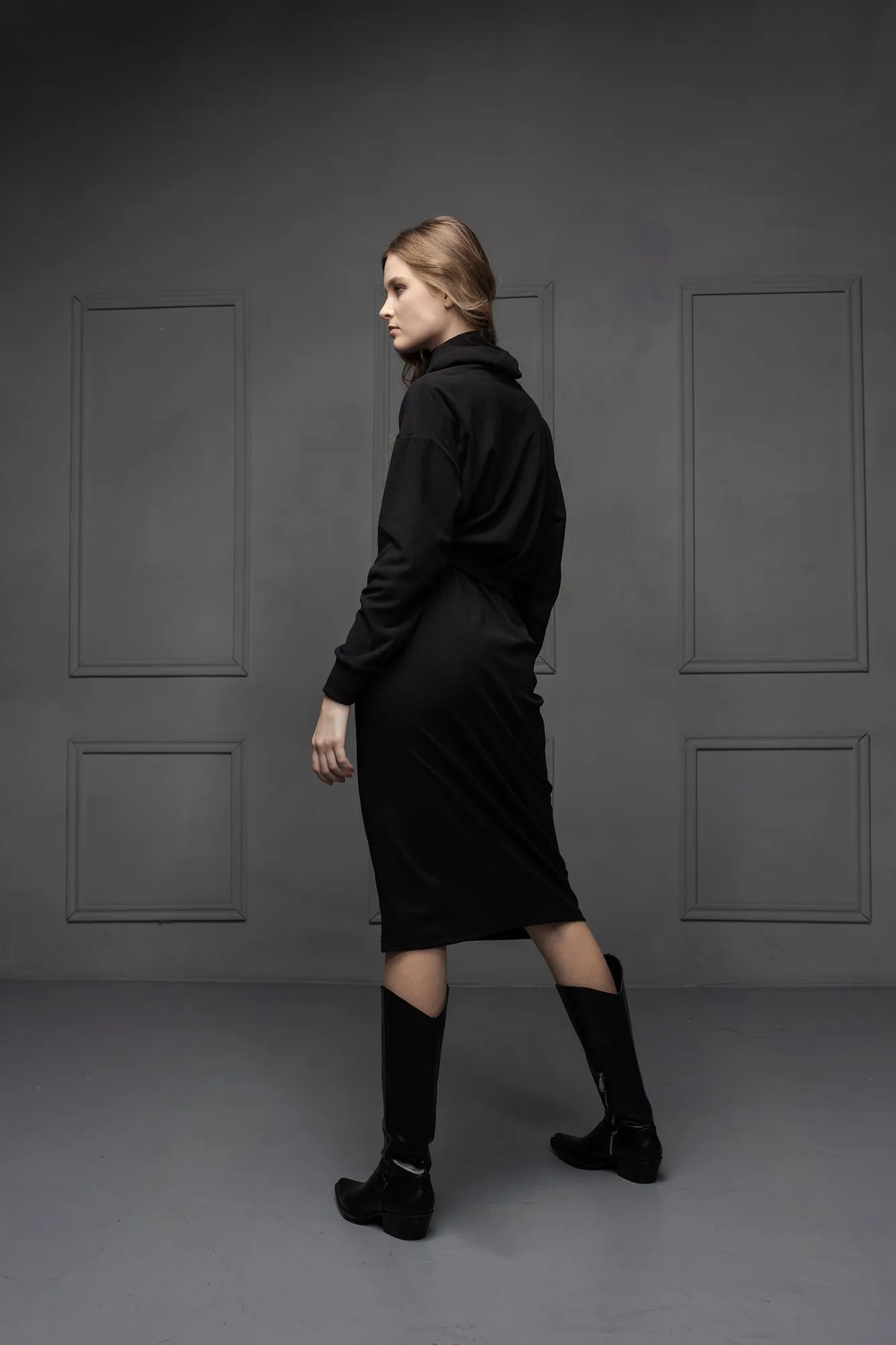 EMBLA neck high knit dress (black)