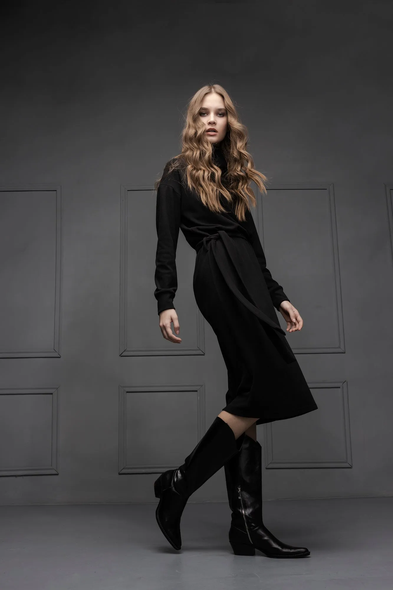 EMBLA neck high knit dress (black)