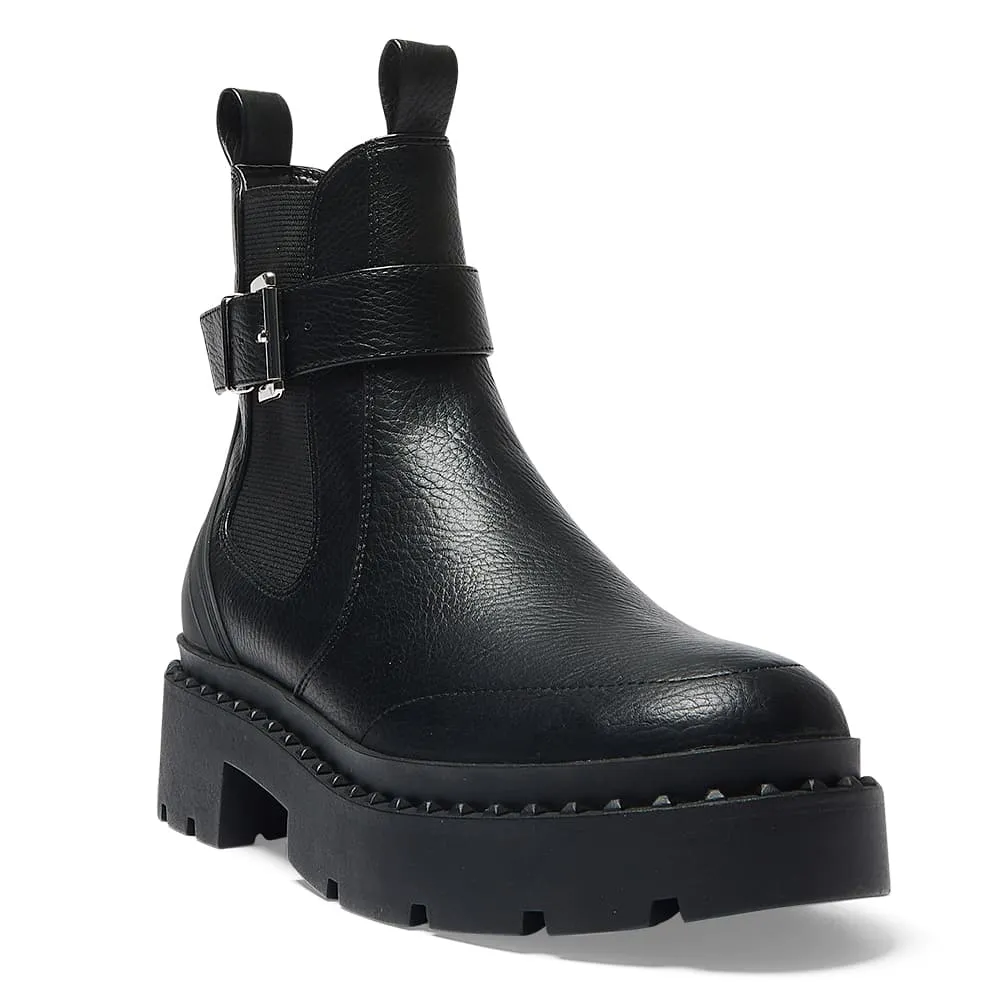 Kobe Boot in Black Smooth