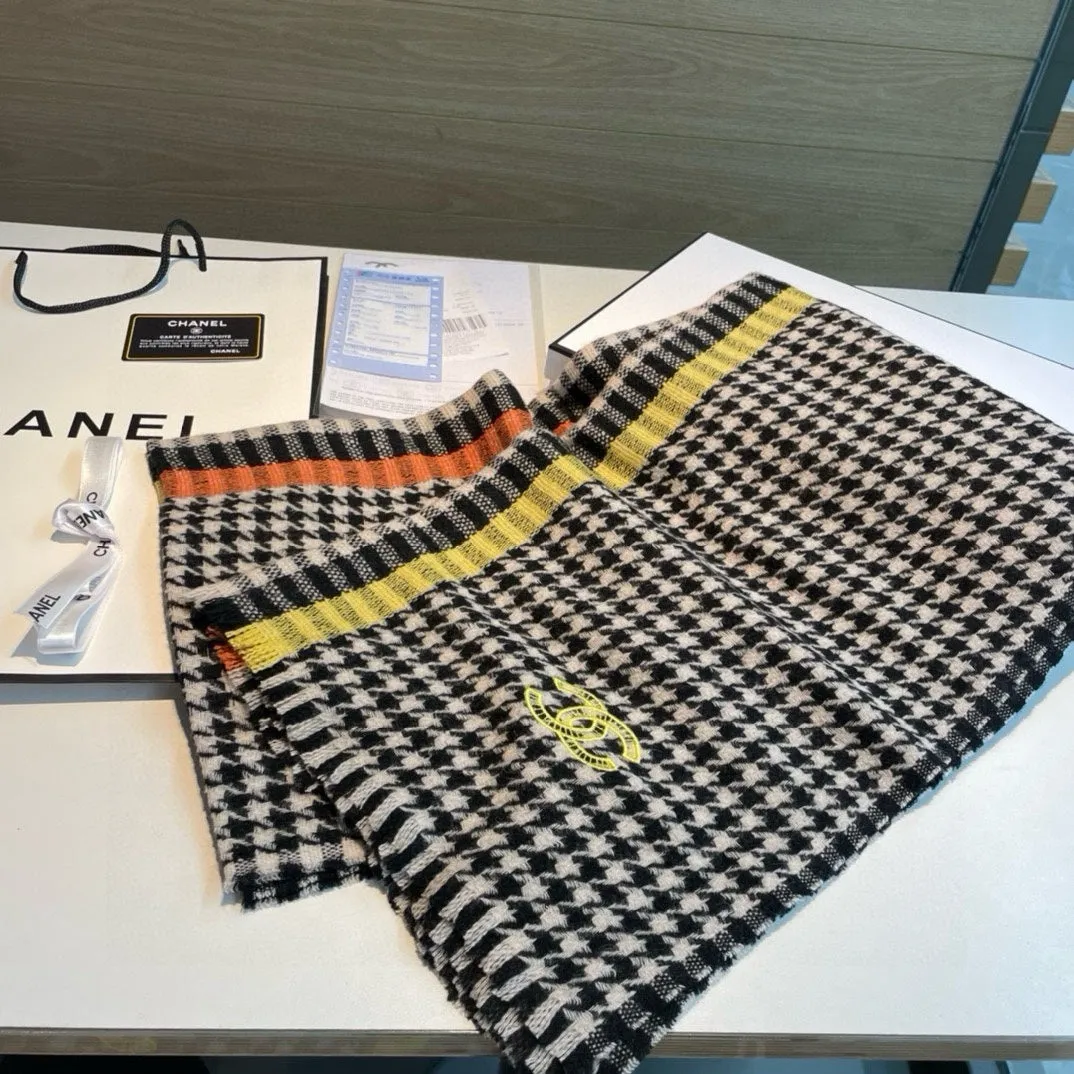 SCARF 190 CM IN BLACK CHECKERED PATTERN CASHMERE 387912